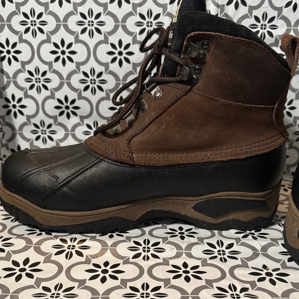 Rugged Exposure men’s Brown suede Black rubber bottom snow work Boots sz 11